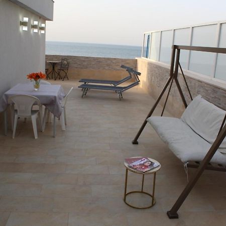 Tramonto Sul Mare Bari Apartment Near The Airport エクステリア 写真