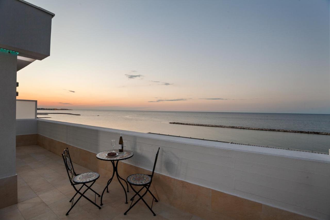 Tramonto Sul Mare Bari Apartment Near The Airport エクステリア 写真