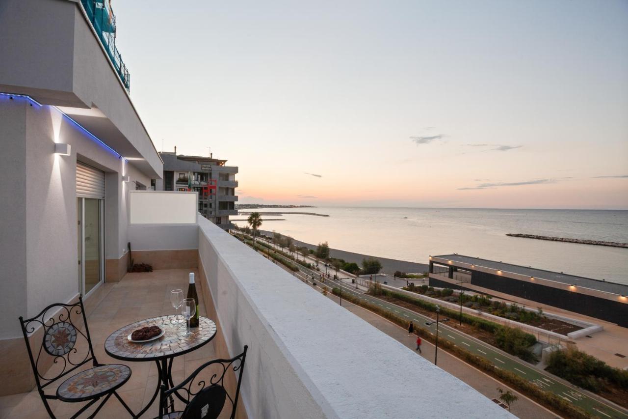 Tramonto Sul Mare Bari Apartment Near The Airport エクステリア 写真